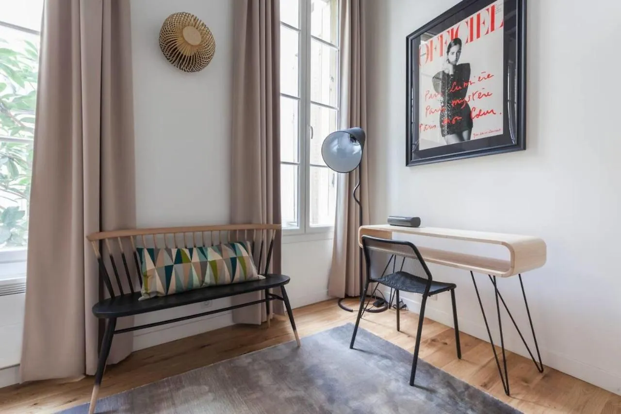 Center - Stylish Apt In Le Marais, 4pax Paris
